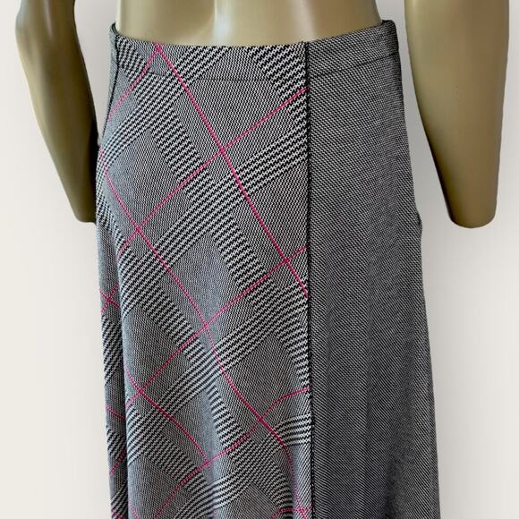 Cato Plaid Knit Maxi Flare Skirt Size M Gray Pink Ponte Stretchy High Low Pullon - Picture 8 of 13